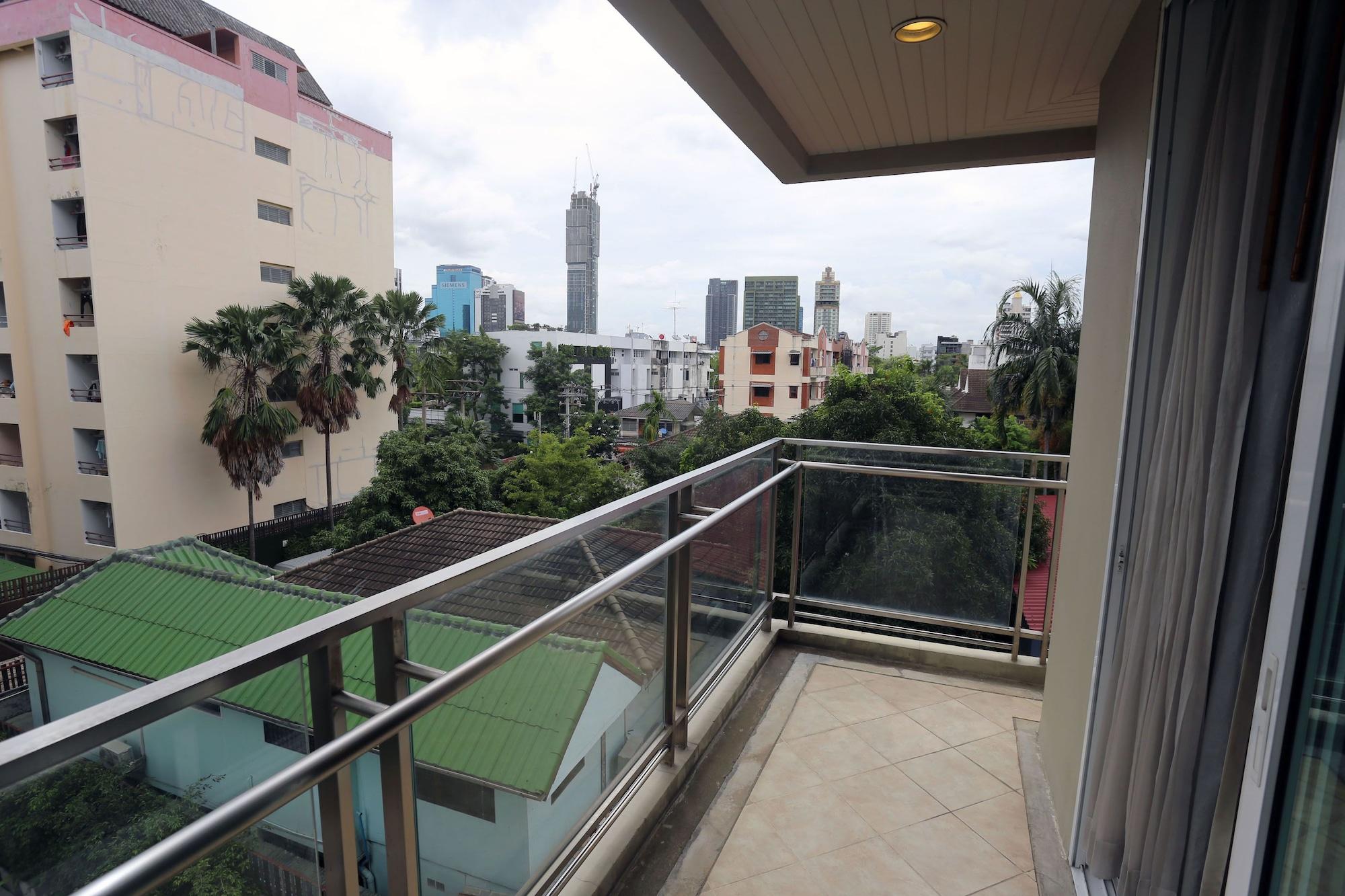 Double Trees Residence Bangkok Exterior photo